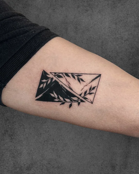 minimalism blackwork tattoo