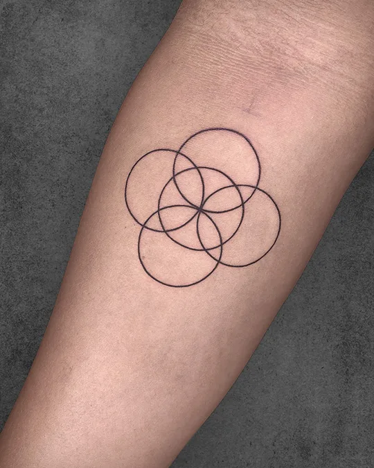 minimalist geometry tattoo