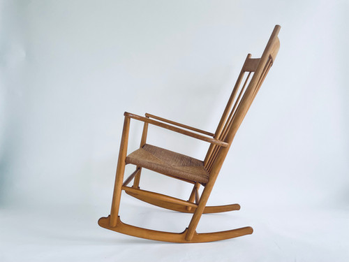 Hans J.Wegner / J16 Rocking Chair | K&T heritage