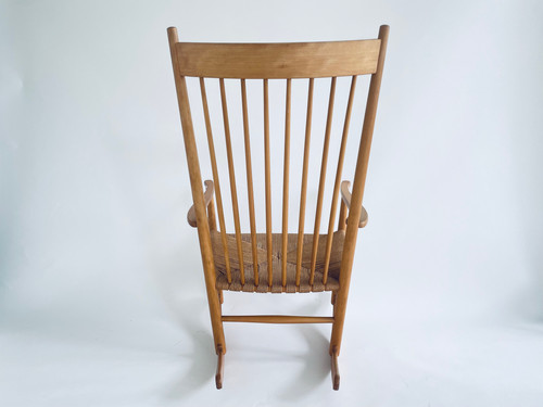 Hans J.Wegner / J16 Rocking Chair | K&T heritage