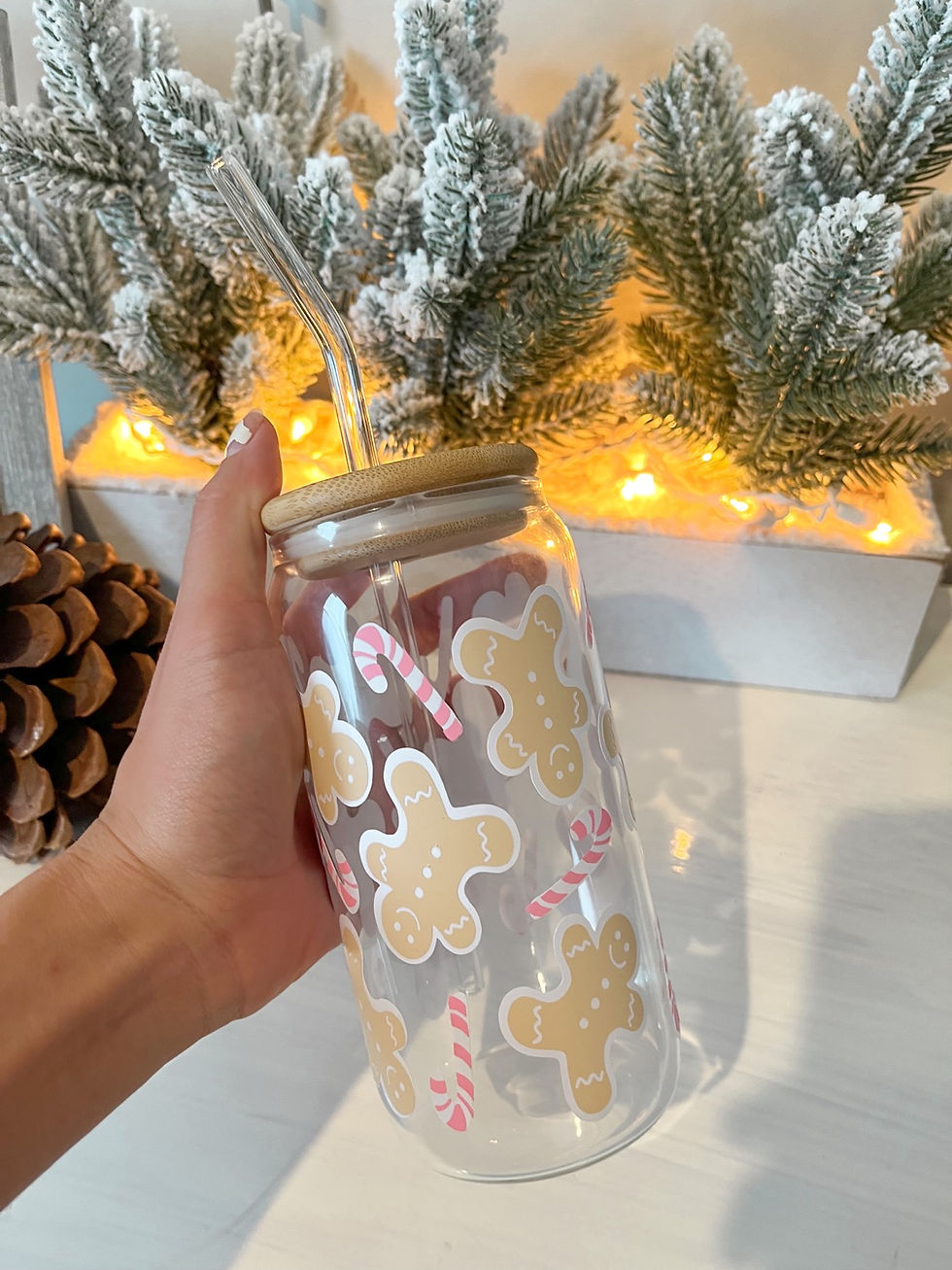 Thumbnail: Gingerbread glass cup