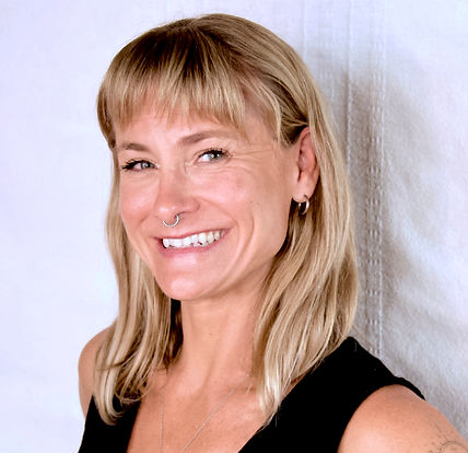 Ava_665x619_V3.jpg