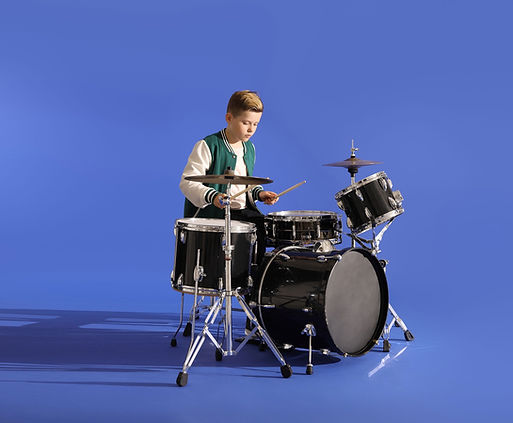 Drum lessons near me in Toronto-Etobicoke Ontario-Online beginner drumming teachers all ages-adults