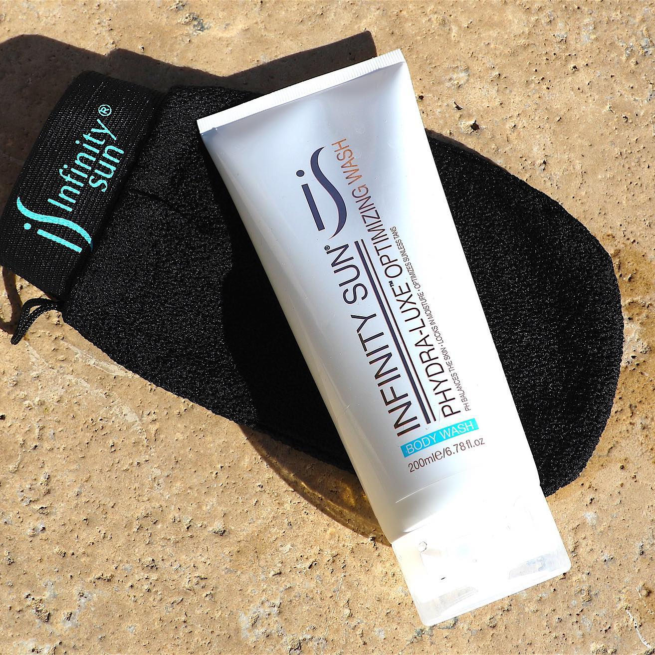 Infinity Sun Hydra Luxe Optimizer and tanning mitt