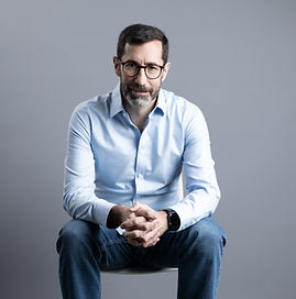 Top Keynote Topics: AI, Healthcare, Leadership, Gen Z