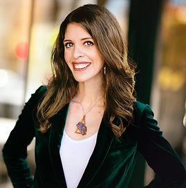 Top Keynote Topics: AI, Healthcare, Leadership, Gen Z