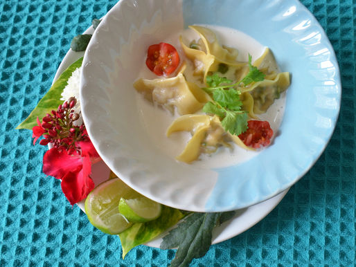 Galangal coconut soup with wontons