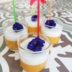 วุ้นมะพร้าวกะทิกับมะม่วง