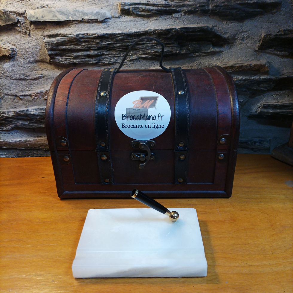 Porte plume ou crayon en Marbre