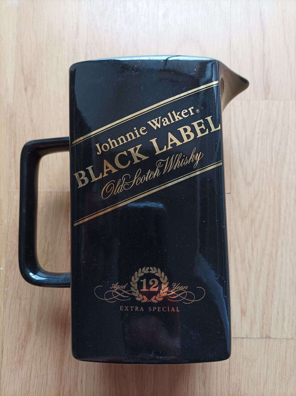Miniature : Pichet Collection Johnnie Walker Black Label Scotch whisky