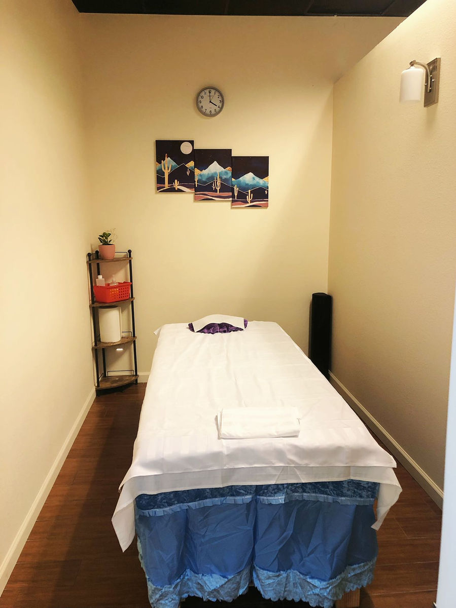 Campbell Foot Massage