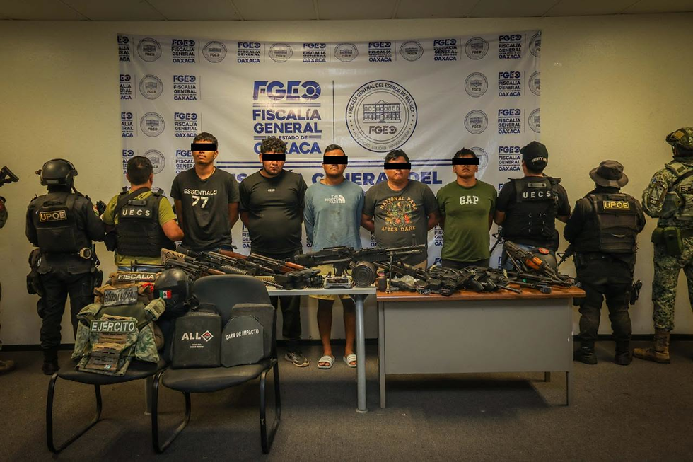 Operativo Interinstitucional en la Costa Chica desarticula célula delictiva y realizan histórico decomiso de armamento: Fiscalía de Oaxaca