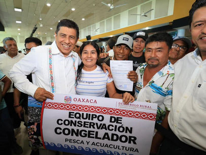 CON ENTREGA DE KITS PREVENTIVOS, GOBIERNO DE OAXACA COMBATE EL GUSANO BARRENADOR DEL GANADO