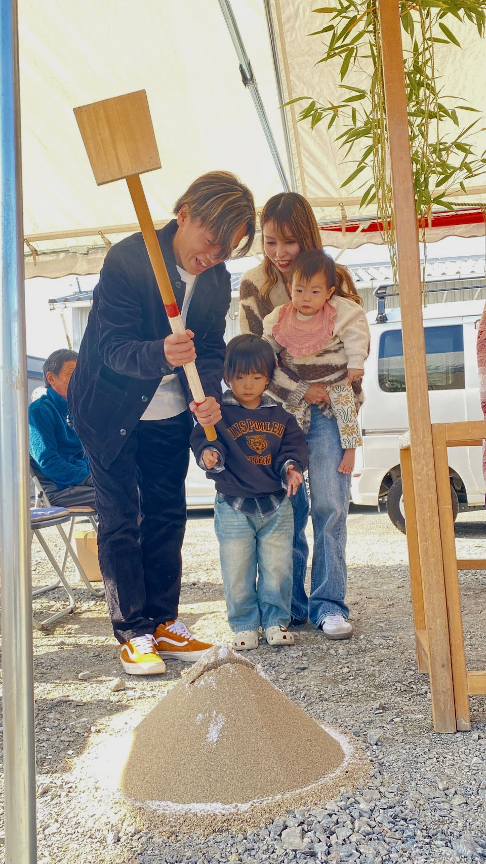 ご家族皆さまで鍬入れの儀!