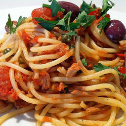 SPAGHETTI WITH TUNA