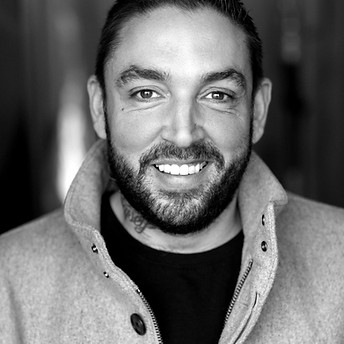 Omar Headshot_edited.jpg