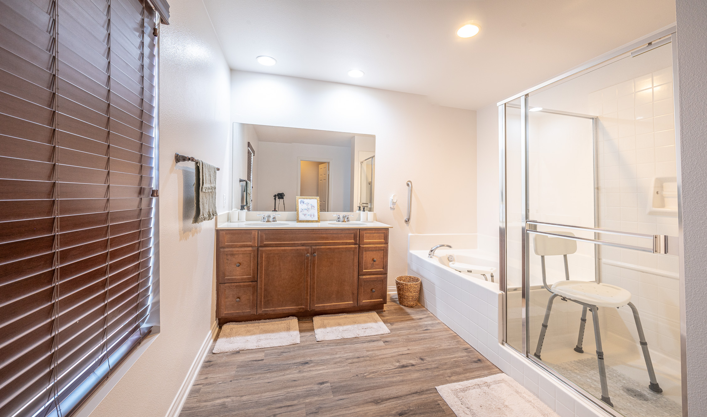 RAYWOOD VILLA INC