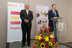Embajador_de_España_en_México,_Inauguración_XII_Exposición_Vinos_de_España_en_México