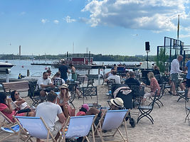 Beachparty.jpeg