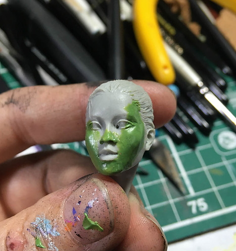 miniature bust re-scultp green stuff epoxy puty