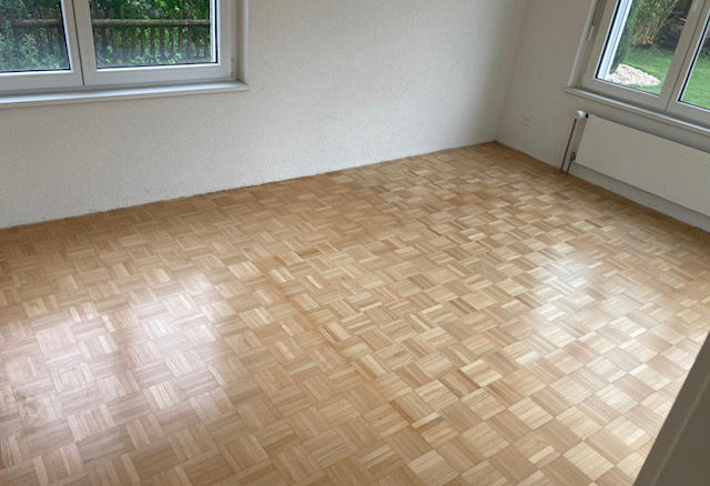 Parkettboden abschleifen, Ölen und div andere Arbeiten