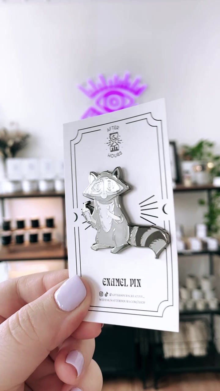 Thumbnail: Raccoon - Hard Enamel Pin