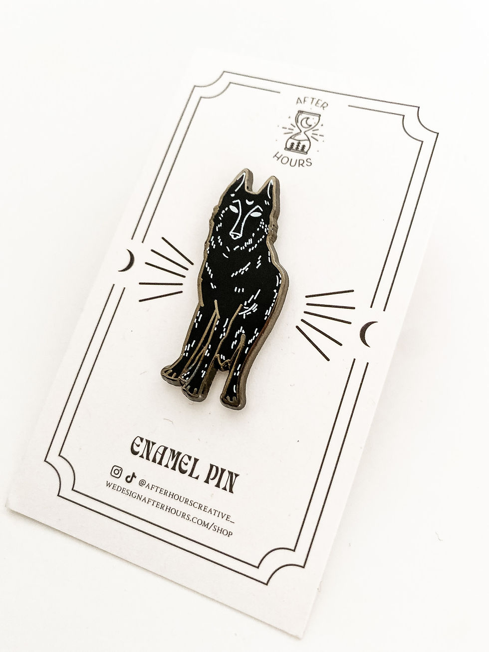 Thumbnail: Wolf  - Hard Enamel Pin
