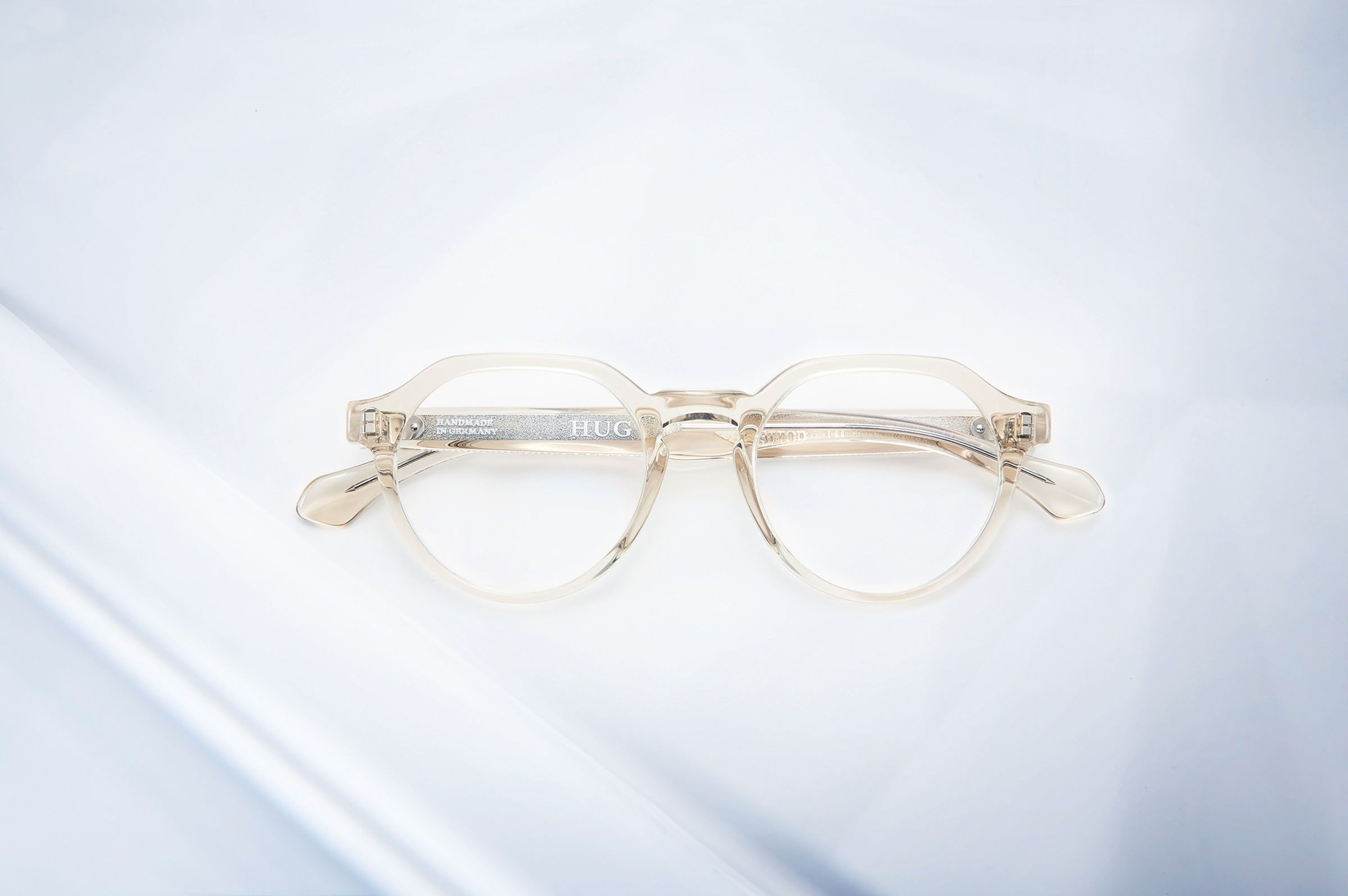 Hug-Patton-Beige Transparent