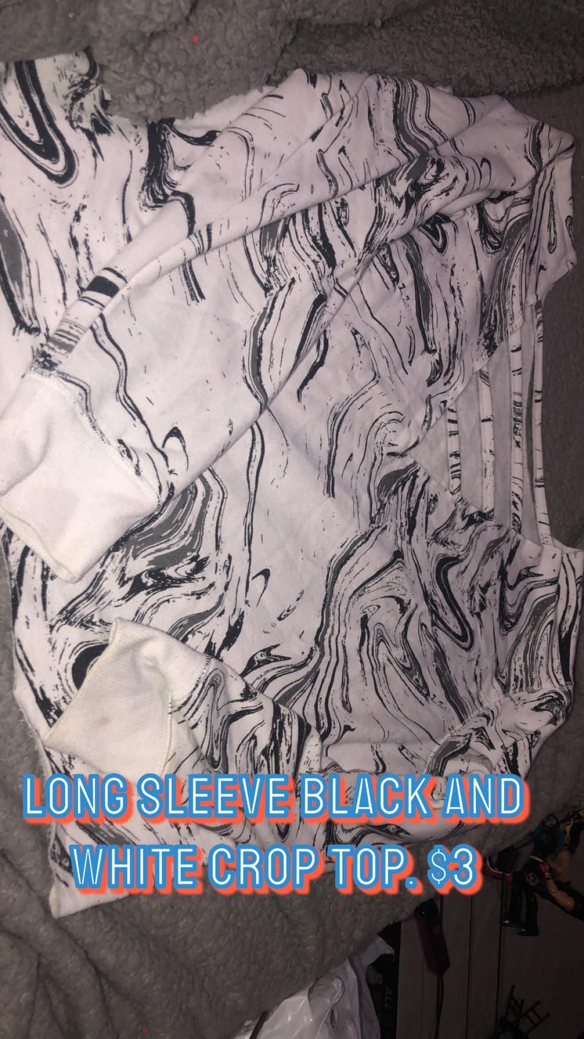 Long sleeve crop top 