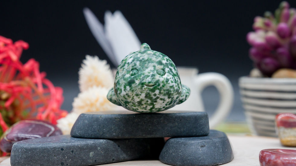 Miniatura: Qinghai Jade Baby Dino Crystal Figurine Natural Stone Carving Decor Boho Crystal