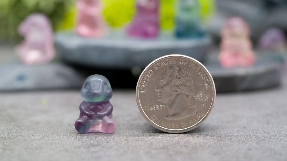 Miniatura: Mini Rainbow Fluorite Charmeleon Crystal Carving Baby Dinosaur Figurine Decor