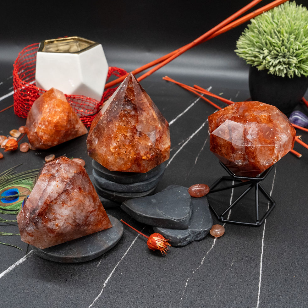 Miniatura: Natural Fire Quartz Diamond Carving Red Hematoid Quartz Crystal Healing Gemstone
