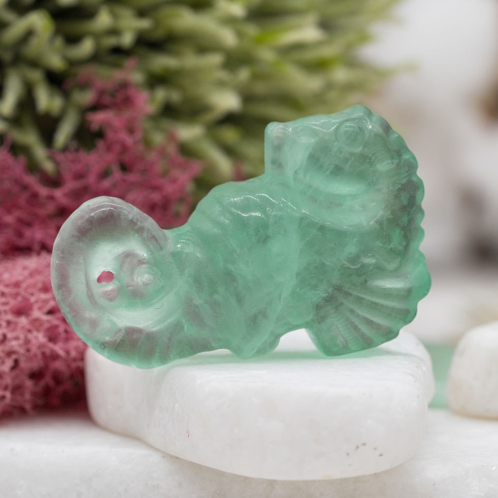 Miniatura: Green Fluorite Crystal Seahorse Carving Healing Protection Ocean Animal Decor