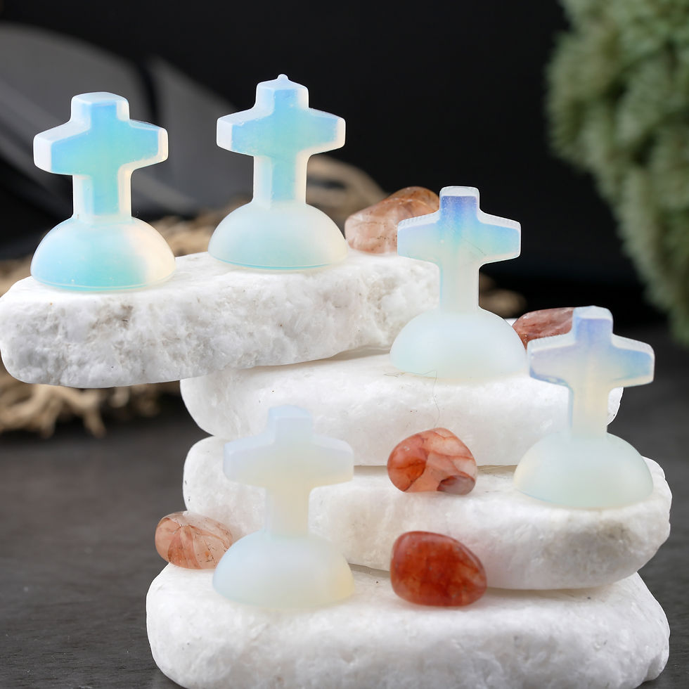 Miniatura: Opalite Mini Crystal Cross Carving Stone Faith Trinket Religious Stone Decor