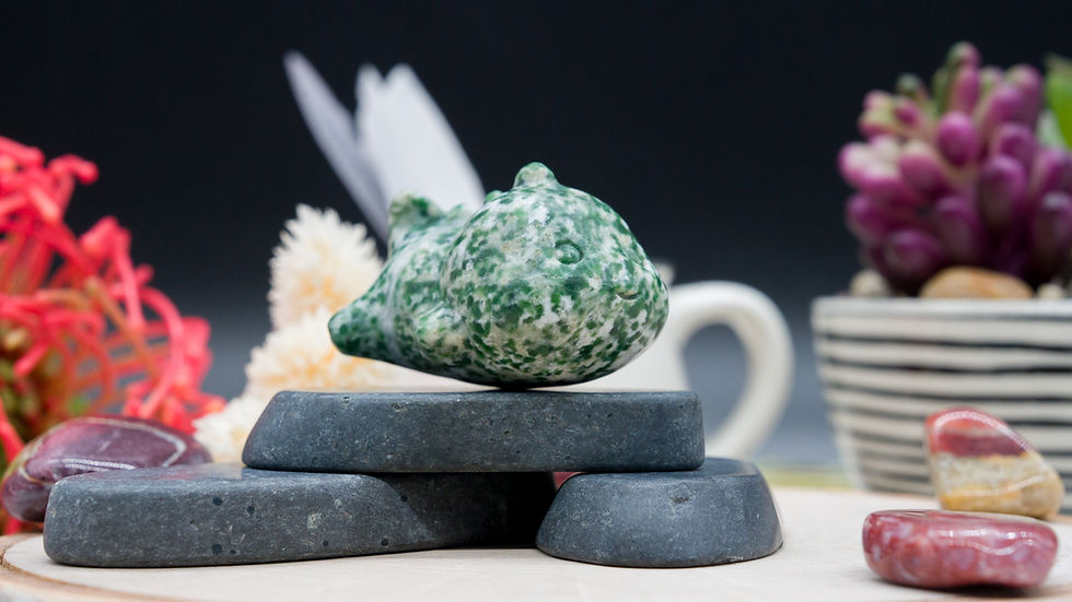 Miniatura: Qinghai Jade Baby Dino Crystal Figurine Natural Stone Carving Decor Boho Crystal