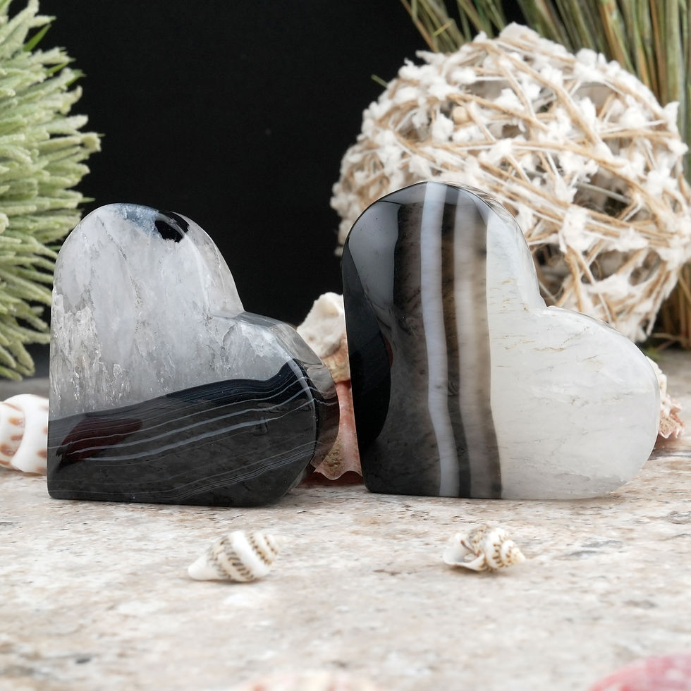 Thumbnail: Black Agate Quartz Crystal Heart Spiritual Protection Romantic Stone Decor Gift