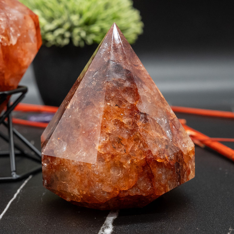 Miniatura: Natural Fire Quartz Diamond Carving Red Hematoid Quartz Crystal Healing Gemstone