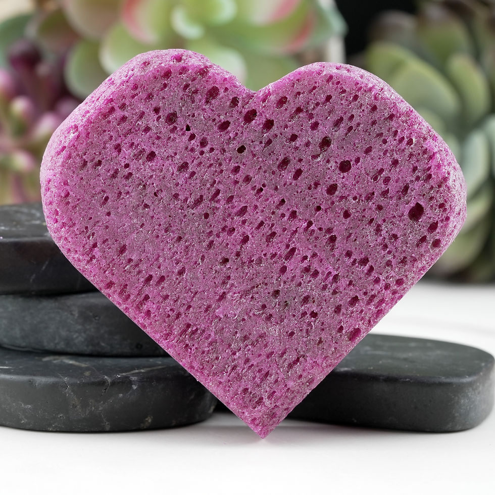 Miniatura: Honeycomb Ruby Crystal Heart Carving Blacklight UV Reactive Gemstone Love Stone