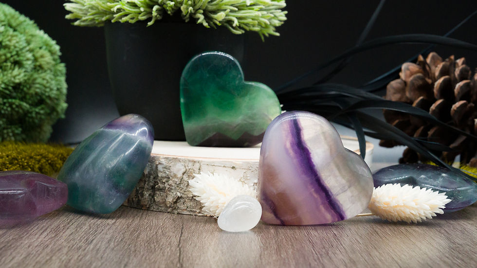 Miniatura: Rainbow Fluorite Crystal Heart Carving Stone Healing Protection Love Stone Gift