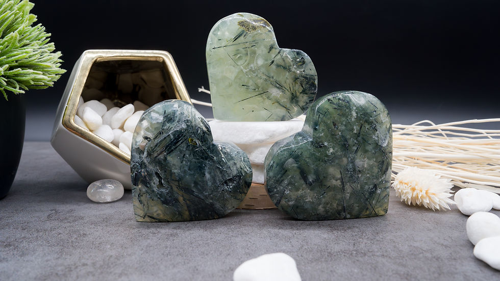 Miniatura: Prehnite Heart Crystal Stone Spiritual Gift Decor Energy Protection Nature Altar