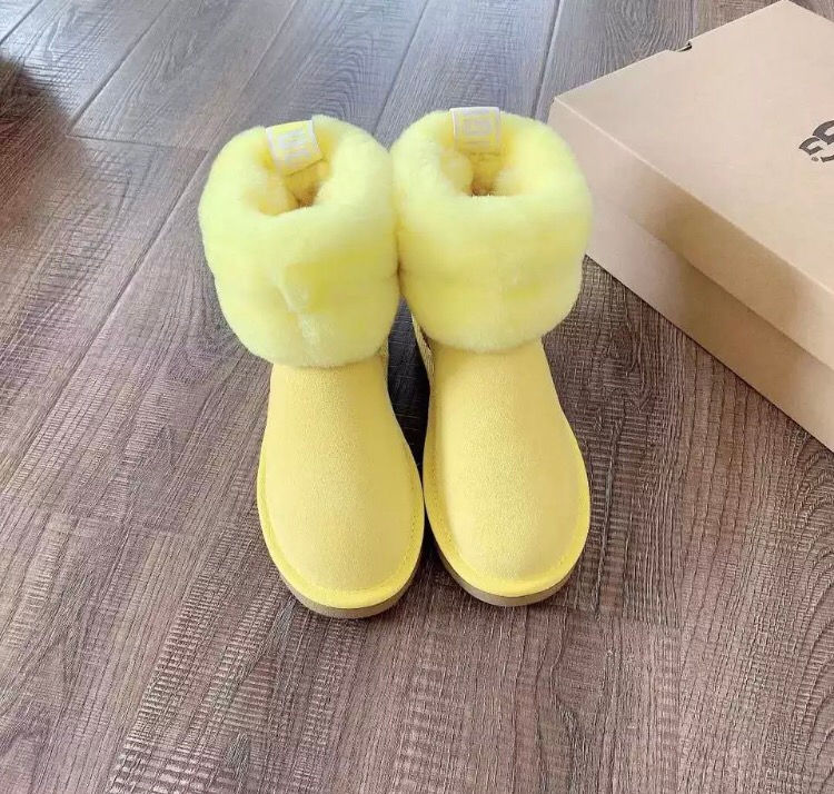 Thumbnail: Fluff mini quilted boots