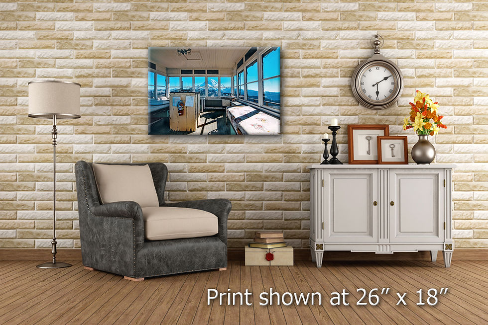 Thumbnail: Looking Glass