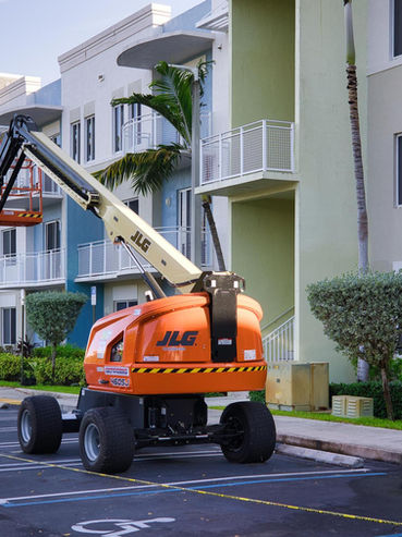 Pelican Cove Apartments Re-painting