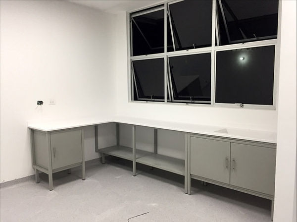 mobiliario_arquitectonico_laboratorios_muebles.jpg