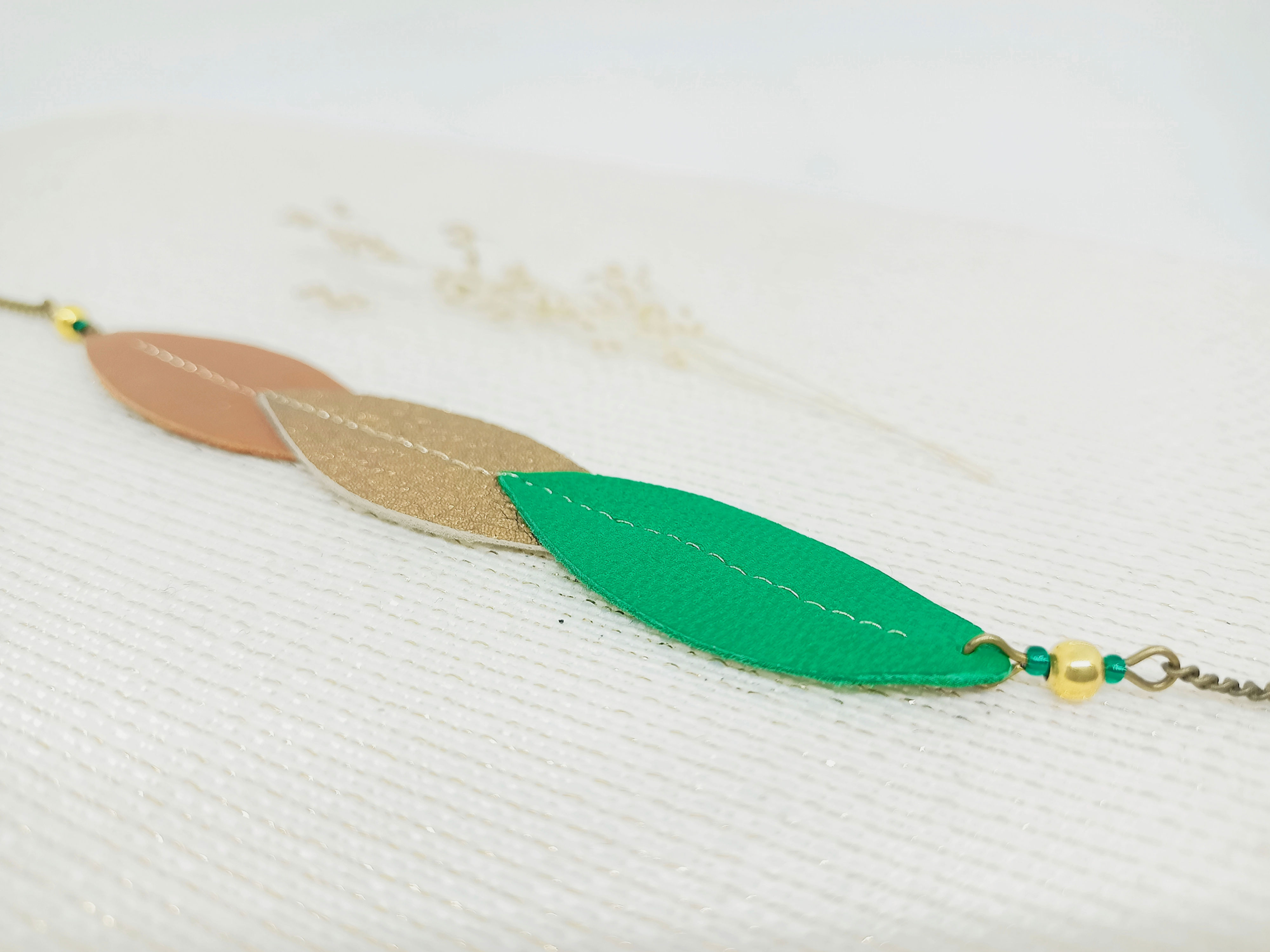 Bijou de tête 3 feuilles