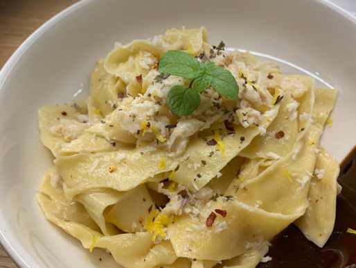 美味牛油蟹肉意粉
