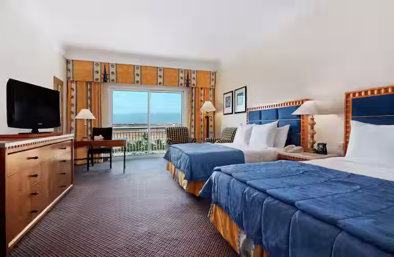 Hilton 03