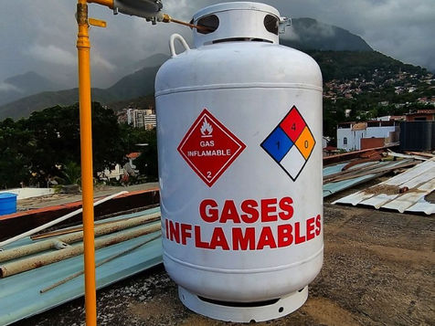 INSTALACIÓN DE TANQUE ESTACIONARIO GLP Y CONSTRUCCIÓN DE CANALIZACIÓN PRINCIPAL GAS PARA LOCAL COMERCIAL UBICADO EN EL CENTRO COMERCIAL GALERIAS CARABALLEDA, LA GUAIRA