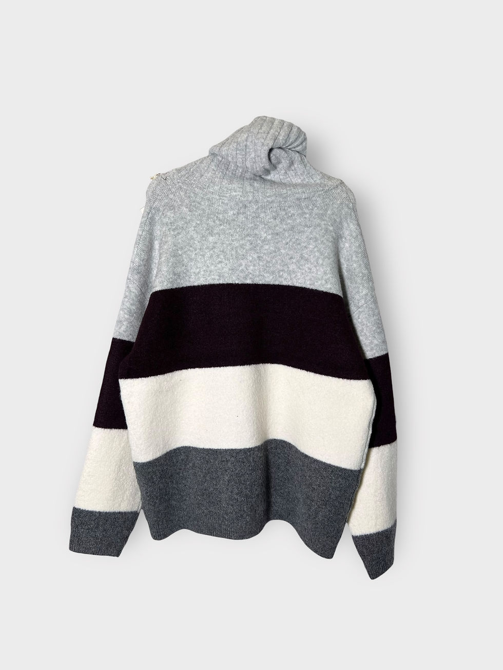 Thumbnail: Knitted Colorblock Turtleneck in Earthy Shades