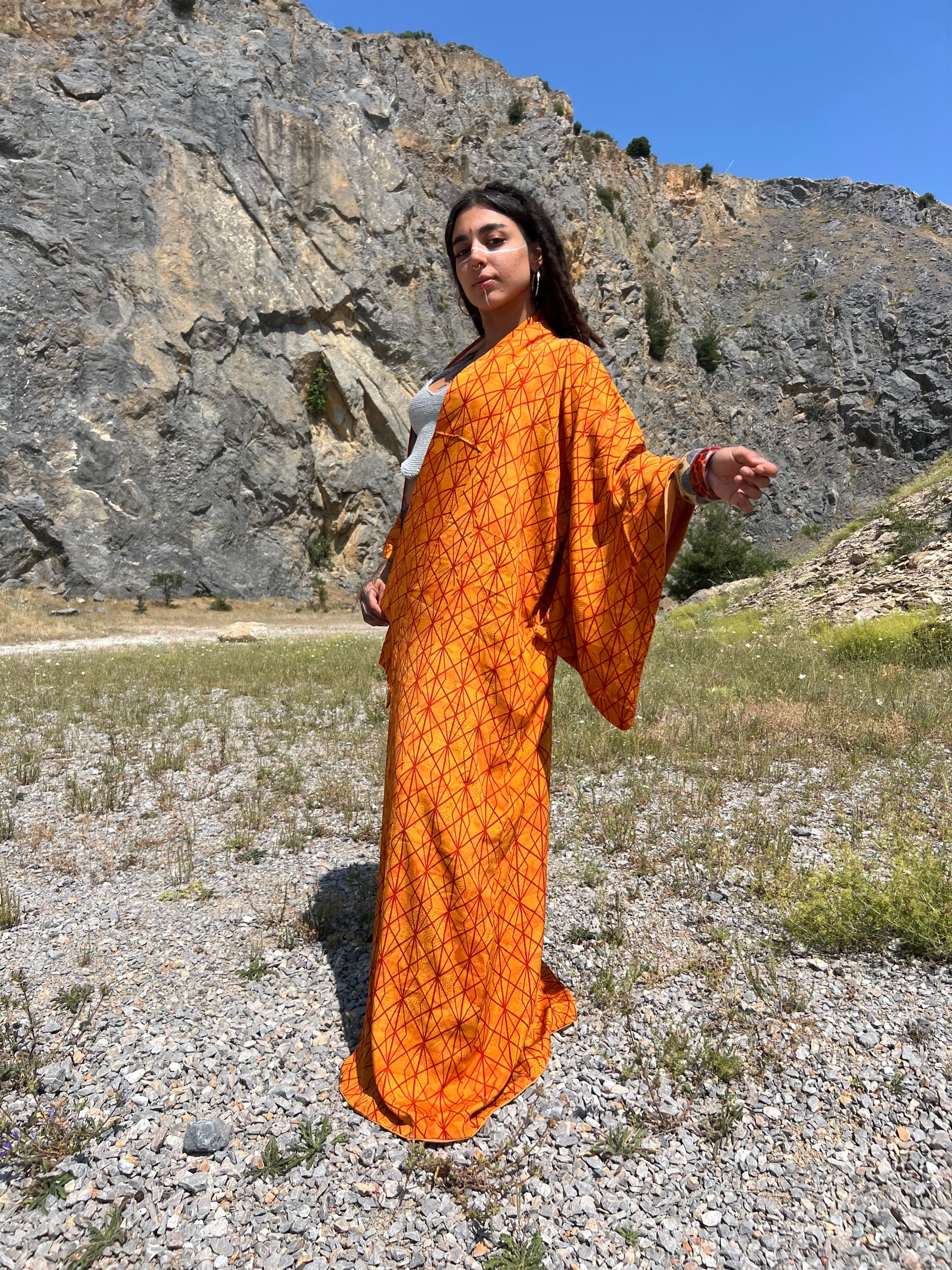 Παραδοσιακό Κιμονό με Γεωμετρικό Μοτίβο